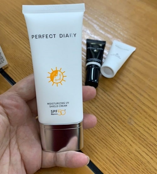 Perfect Diary Moisturizing UV Shield Cream SPF50+ PA+++