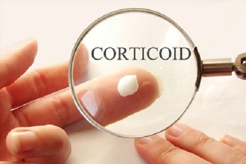 Không chứa thành phần corticoid